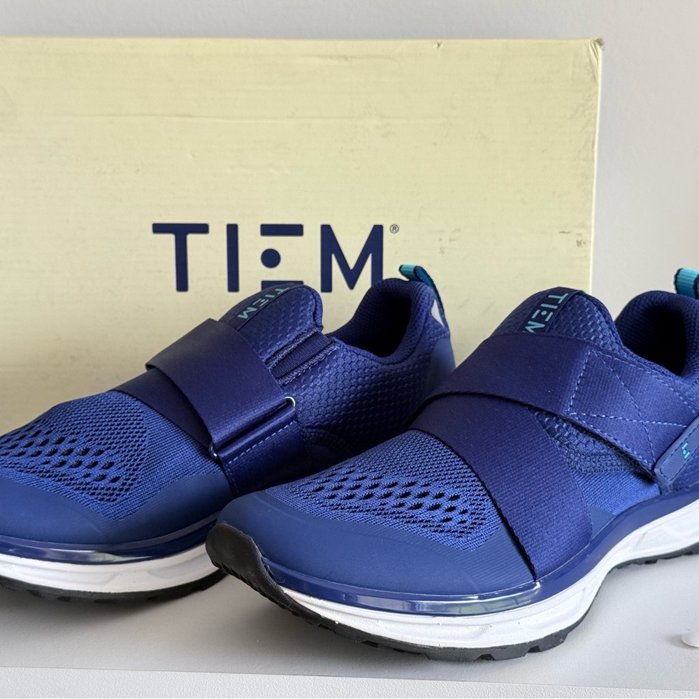 TIEM BLUES CYCLING SHOE NEW IN BOX